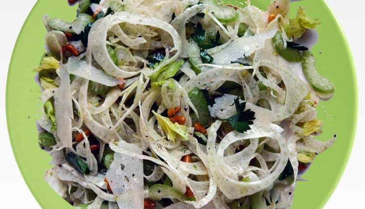 Kereviz Rezene Salatası